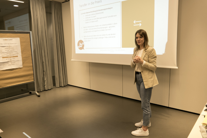 Vortrag im V8-Hotel Böblingen am 20.10.2025: INKluSIONiert? – wer nicht inkludiert, verliert! Vortrag & workshop: einfach mal um die Ecke denken.Vortrag & workshop: einfach mal um die ecke denken